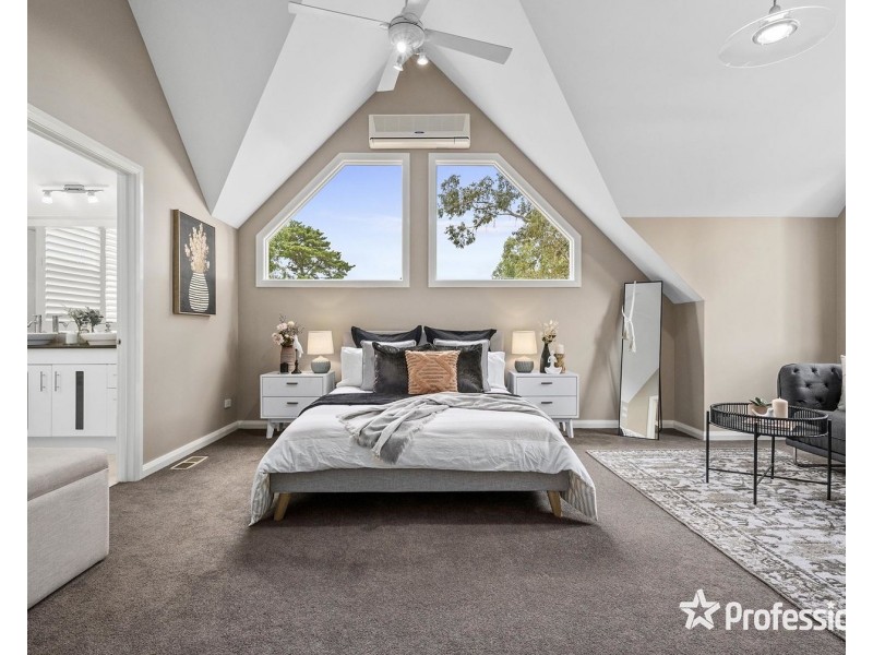 35 Johns Crescent, Mount Evelyn VIC 3796