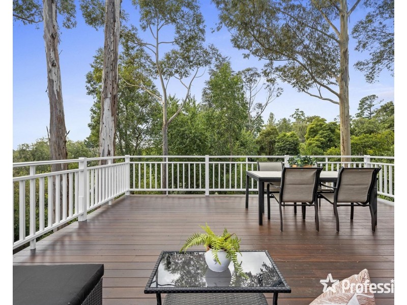 35 Johns Crescent, Mount Evelyn VIC 3796