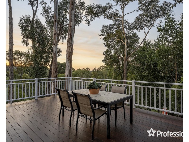 35 Johns Crescent, Mount Evelyn VIC 3796