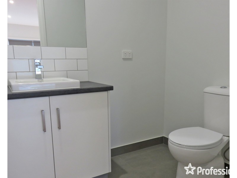 97A Pembroke Road, Mooroolbark VIC 3138