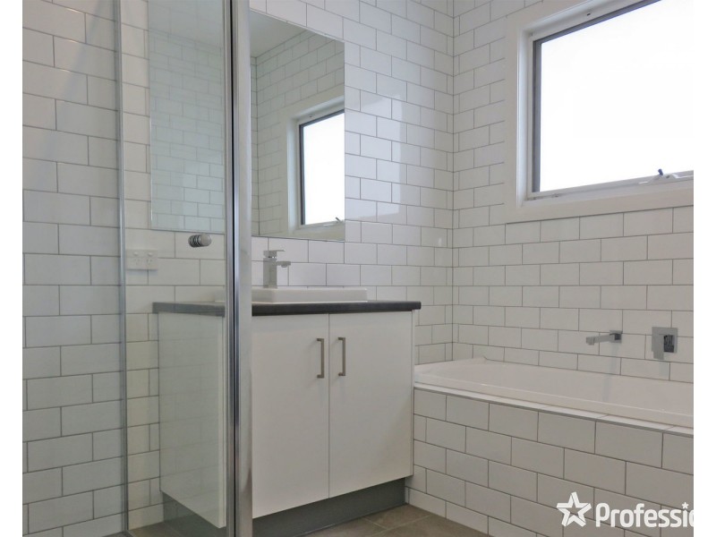97A Pembroke Road, Mooroolbark VIC 3138