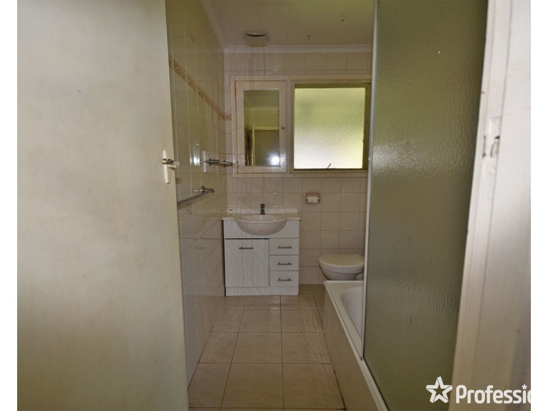26 Blackburn Road, Mooroolbark VIC 3138