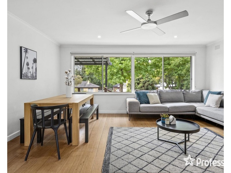 68 Dryden Concourse, Mooroolbark VIC 3138