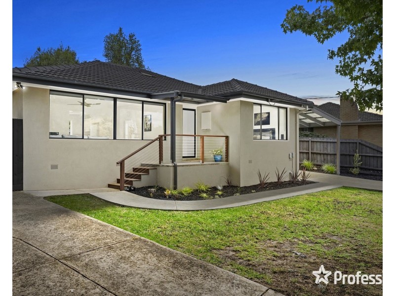 68 Dryden Concourse, Mooroolbark VIC 3138