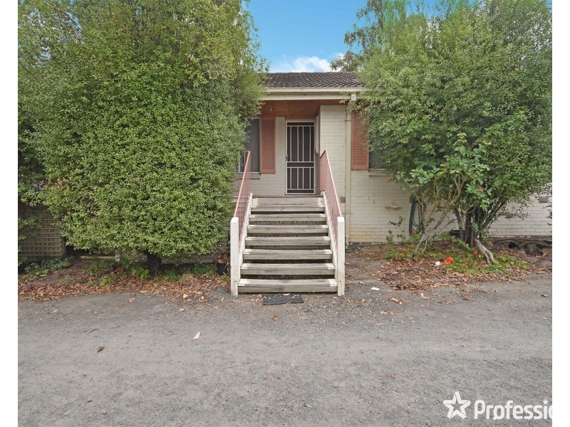 2/80 Mount View Parade, Croydon VIC 3136