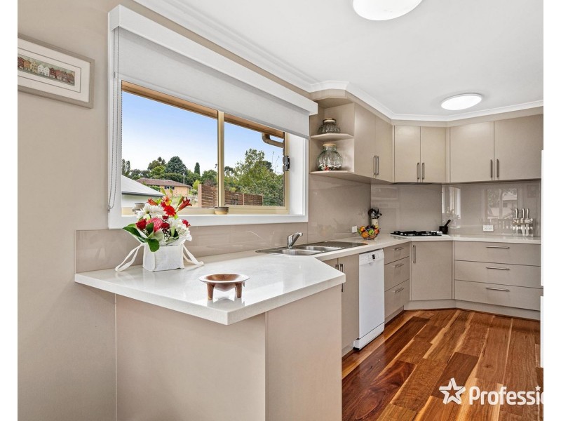 3 David Close, Kilsyth VIC 3137