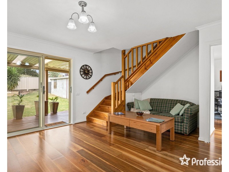 3 David Close, Kilsyth VIC 3137