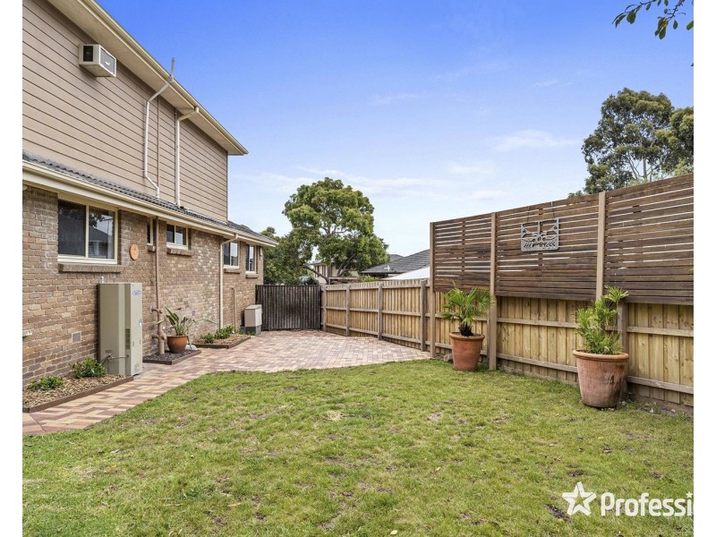 3 David Close, Kilsyth VIC 3137