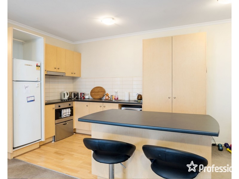 56/13-15 Hewish Road, Croydon VIC 3136
