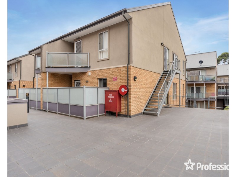 56/13-15 Hewish Road, Croydon VIC 3136