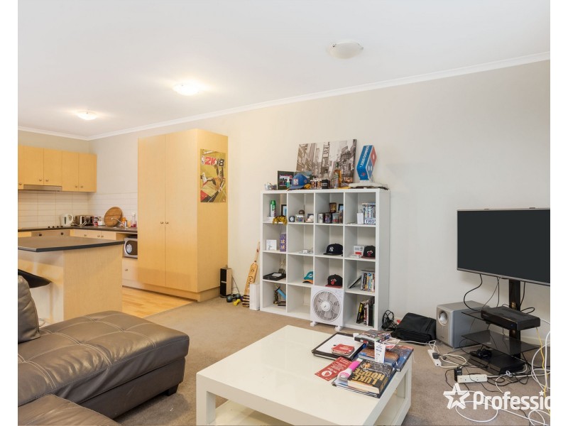 56/13-15 Hewish Road, Croydon VIC 3136