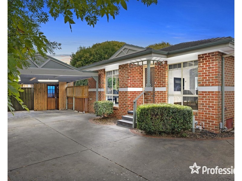 3/11 Wordsworth Street, Mooroolbark VIC 3138