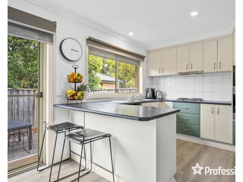 3/11 Wordsworth Street, Mooroolbark VIC 3138