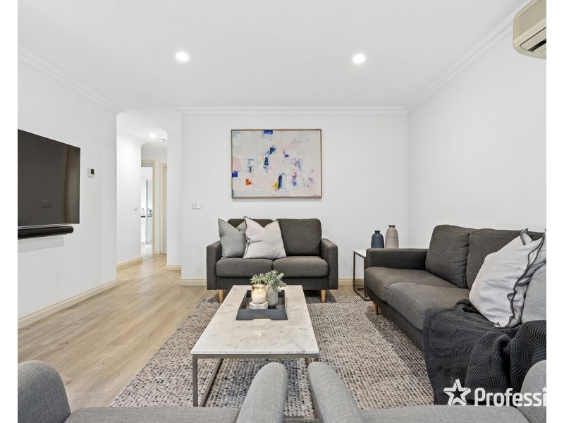 3/11 Wordsworth Street, Mooroolbark VIC 3138