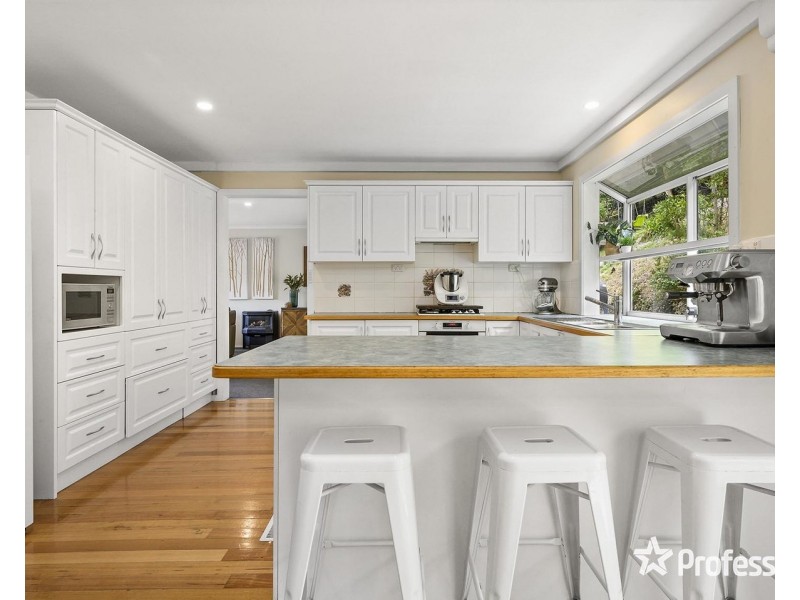 60 Charles Road, Lilydale VIC 3140