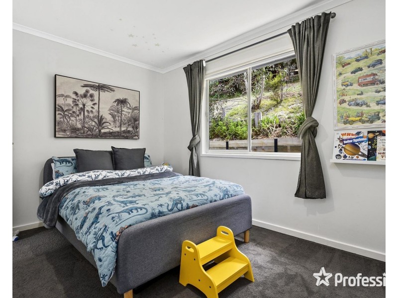 60 Charles Road, Lilydale VIC 3140