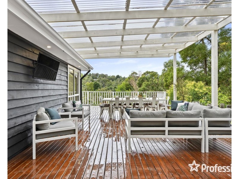 60 Charles Road, Lilydale VIC 3140