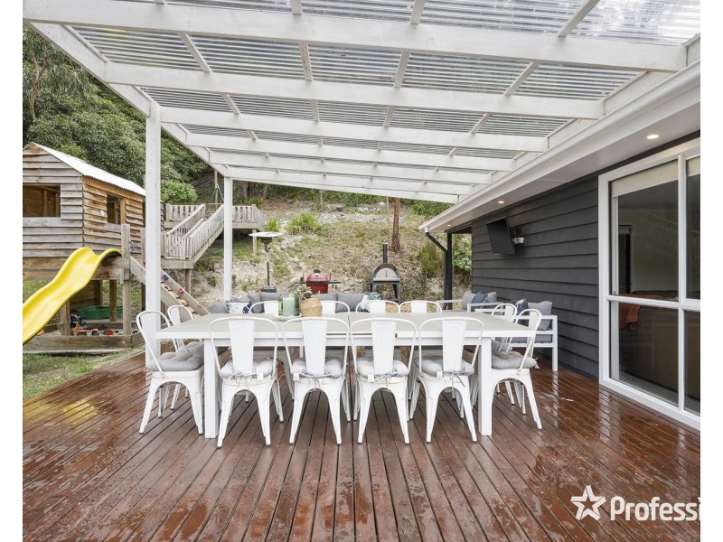 60 Charles Road, Lilydale VIC 3140