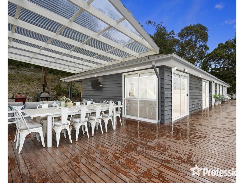 60 Charles Road, Lilydale VIC 3140