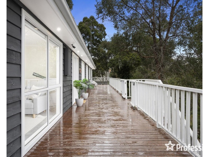 60 Charles Road, Lilydale VIC 3140