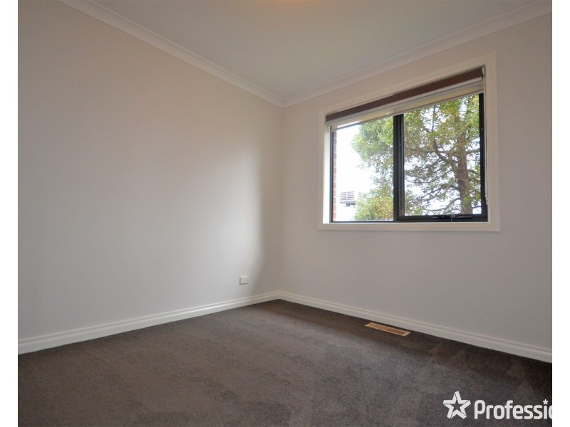 22A Taylor Road, Mooroolbark VIC 3138