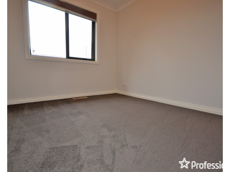 22A Taylor Road, Mooroolbark VIC 3138