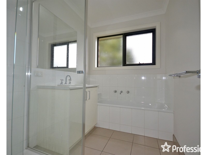 22A Taylor Road, Mooroolbark VIC 3138