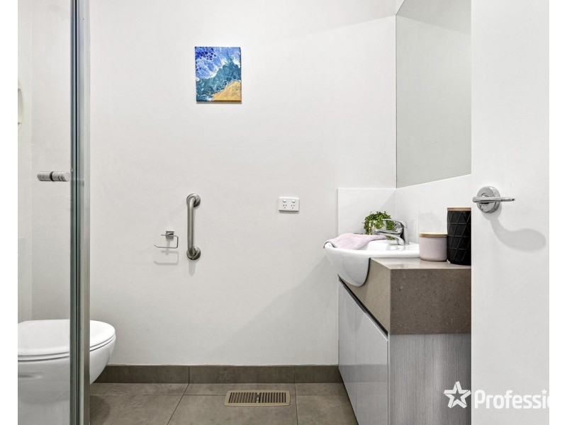 26a Hawthory Road, Kilsyth VIC 3137