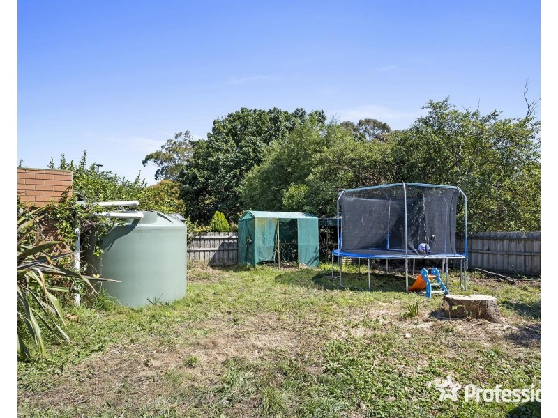 13 Williams Road, Mooroolbark VIC 3138