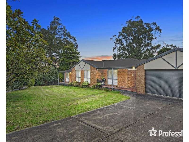 37 Irvine Street, Mount Evelyn VIC 3796