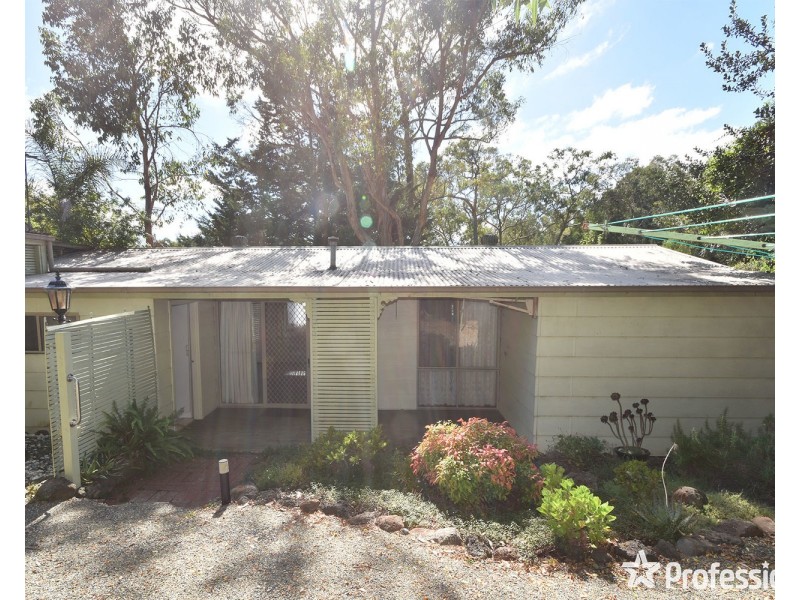 4a Roland Avenue, Mount Evelyn VIC 3796
