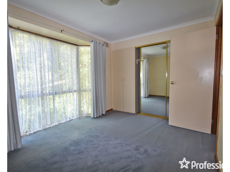 4a Roland Avenue, Mount Evelyn VIC 3796