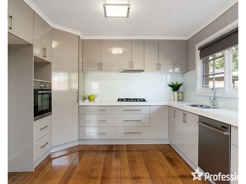 163 Manchester Road, Mooroolbark VIC 3138