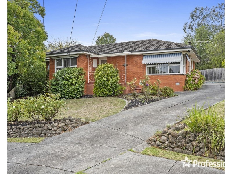 7 Hartwell Court, Mooroolbark VIC 3138