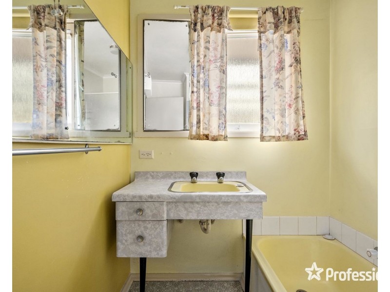 7 Hartwell Court, Mooroolbark VIC 3138