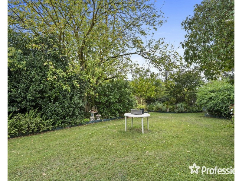 7 Hartwell Court, Mooroolbark VIC 3138