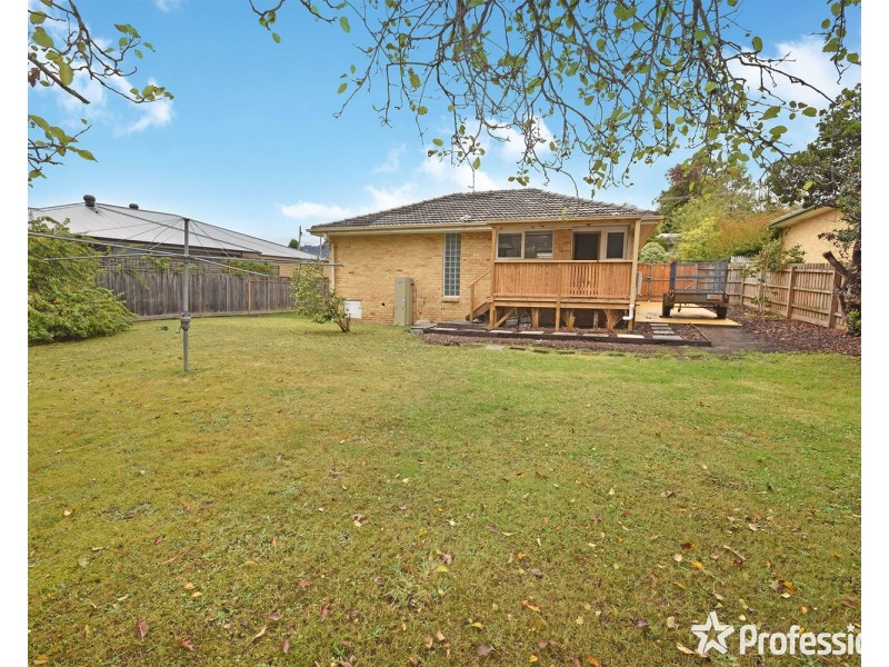 23 Gordon Court, Mooroolbark VIC 3138