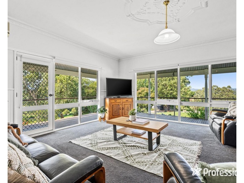 45 Dalry Road, Launching Place VIC 3139