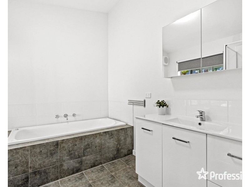 45 Dalry Road, Launching Place VIC 3139