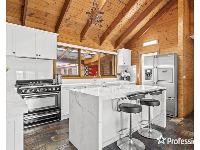 230 Cambridge Road, Kilsyth VIC 3137