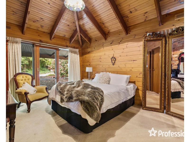 230 Cambridge Road, Kilsyth VIC 3137