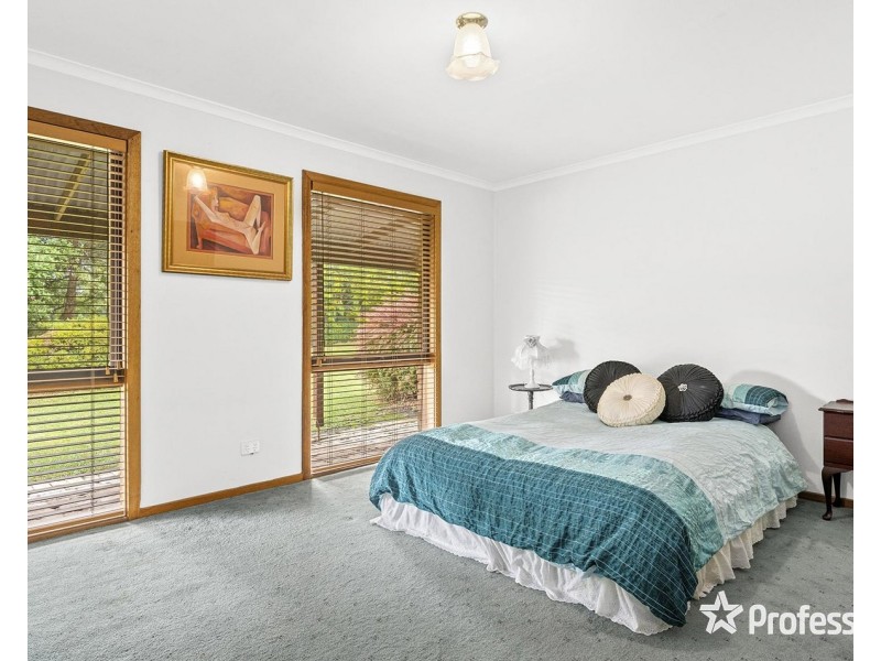 230 Cambridge Road, Kilsyth VIC 3137