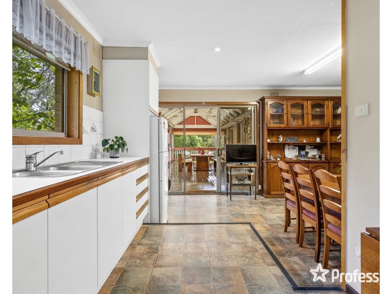 45 Braeside Drive, Launching Place VIC 3139
