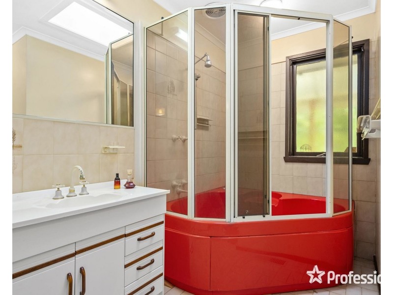 45 Braeside Drive, Launching Place VIC 3139