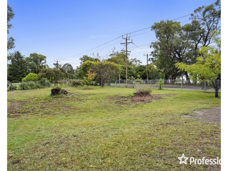 45 Braeside Drive, Launching Place VIC 3139