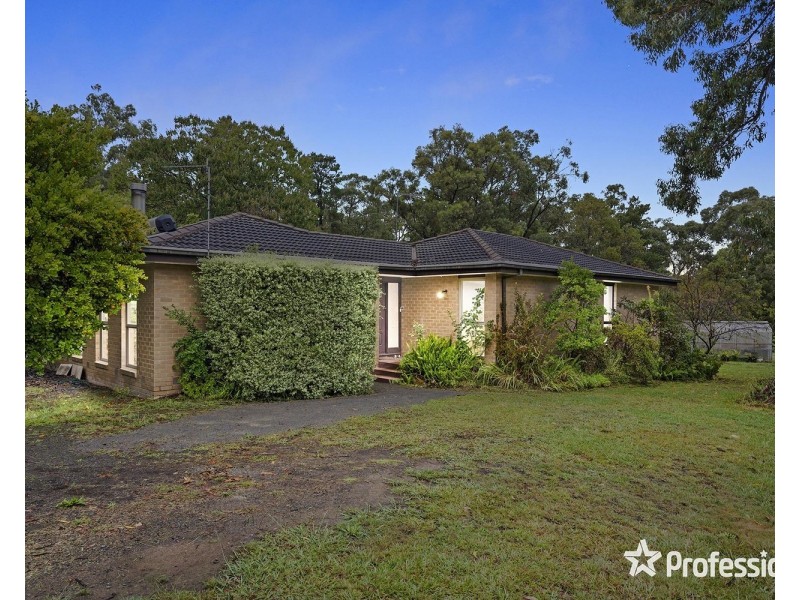 45 Braeside Drive, Launching Place VIC 3139