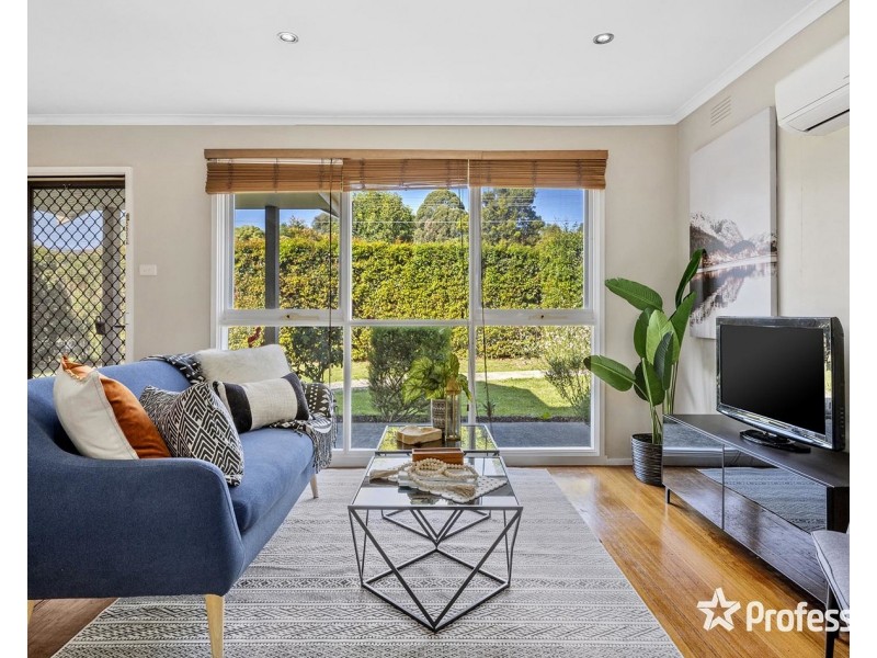 71 Cardigan Road, Mooroolbark VIC 3138