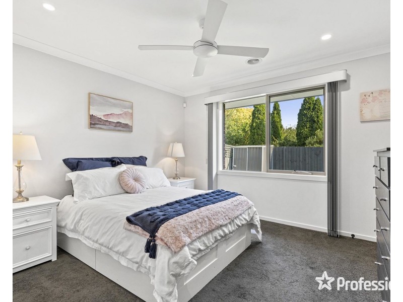 5a Parkvalley Drive, Chirnside Park VIC 3116