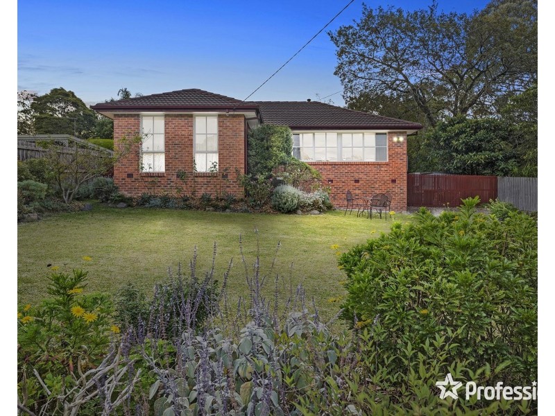 26 Banksia Street, Montrose VIC 3765