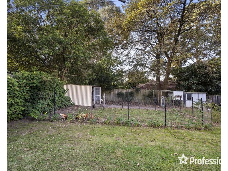 26 Banksia Street, Montrose VIC 3765